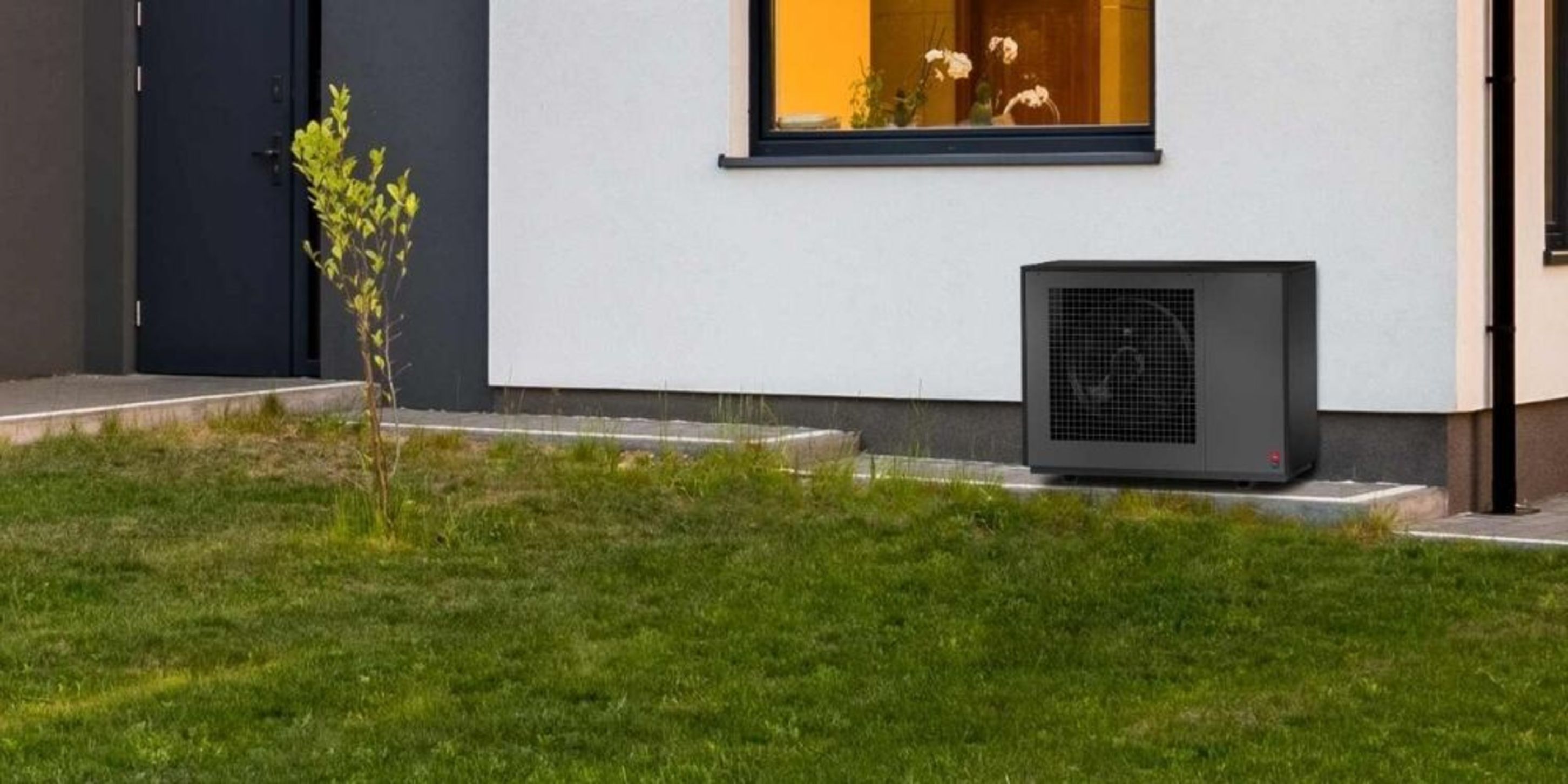 Schutz für die Wärmepumpe bei Elektrotechnik Grimm GmbH in Satteldorf