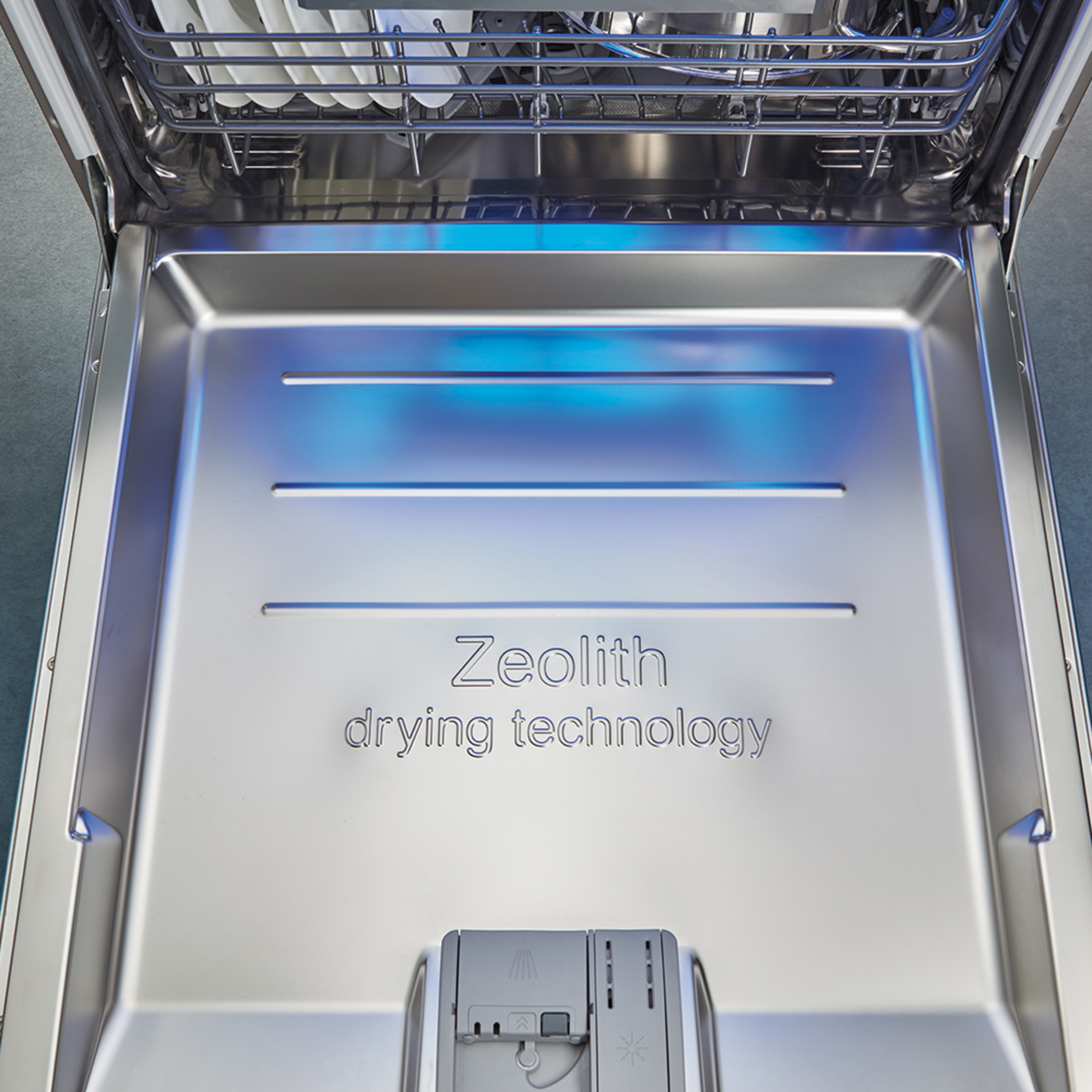 Zeolith Trocknen – Für glänzende Spülergebnisse bei Elektrotechnik Grimm GmbH in Satteldorf